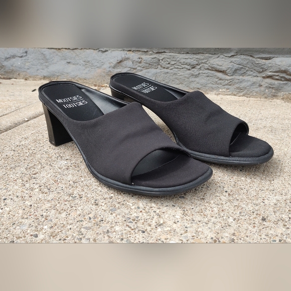 Mootsies Tootsies Freddi Black Banded Chunk Heel, Size 8, Black - Picture 4 of 15